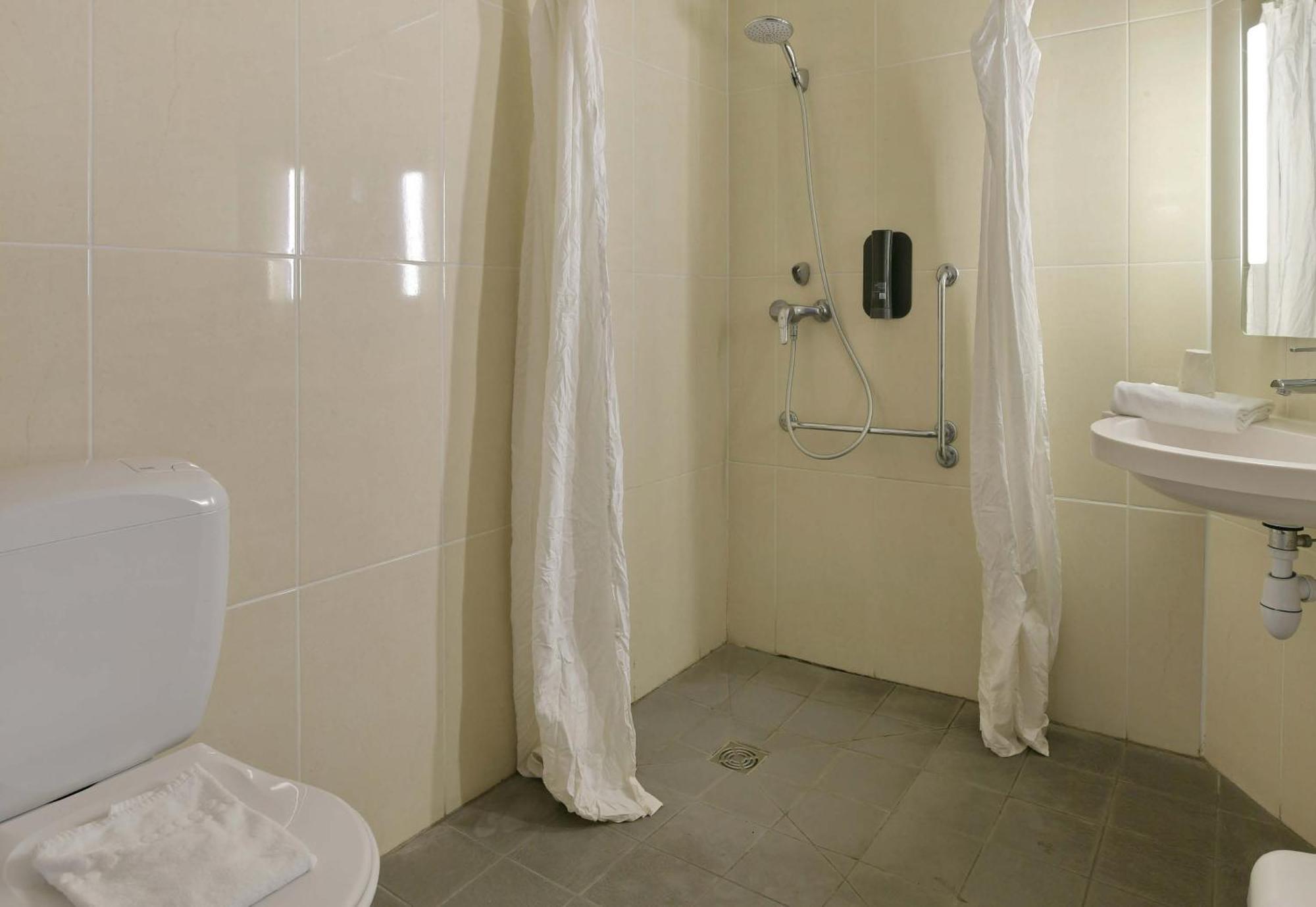 B&B Hotel Le Mans Nord 1 Saint-Saturnin  Luaran gambar