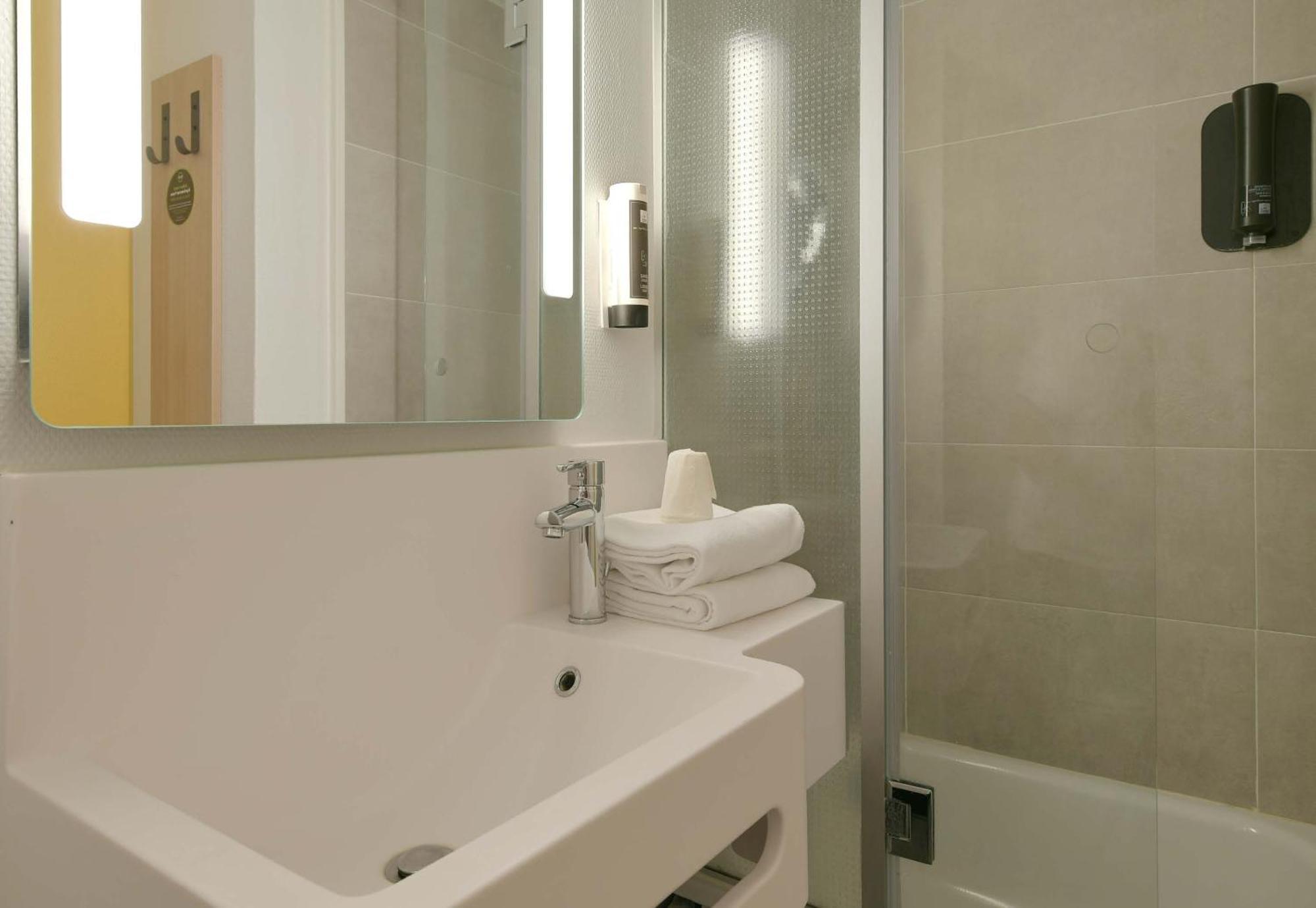 B&B Hotel Le Mans Nord 1 Saint-Saturnin  Luaran gambar